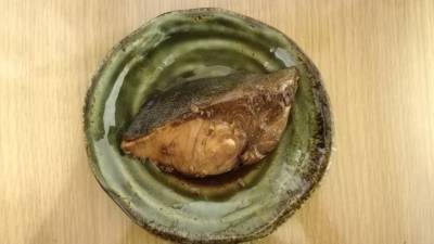 ぶりのなべ照り焼き