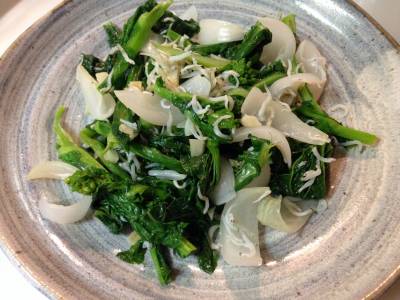 菜の花と新たまねぎ炒め