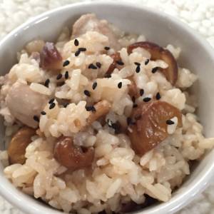 甘栗と鶏もも肉のおこわ風