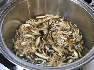 きのこスープ鍋