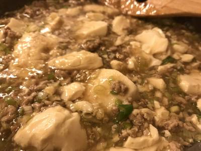 豆腐とひき肉の煮物