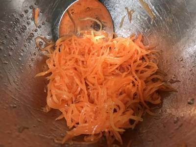 ダブル春にんじんサラダ