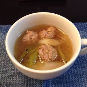 しょうが肉だんごとねぎのスープ