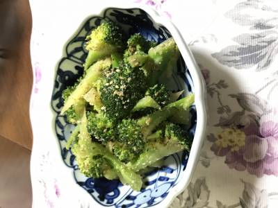 ブロッコリの簡単！ごまあえ
