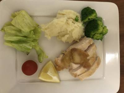 チキンのレモンバターソテー