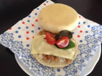 じゃこ納豆チーズトースト