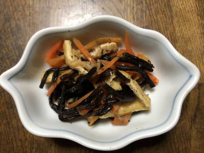 ひじきと油揚げの炒め煮