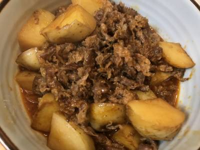 新じゃがのうま辛煮っころがし