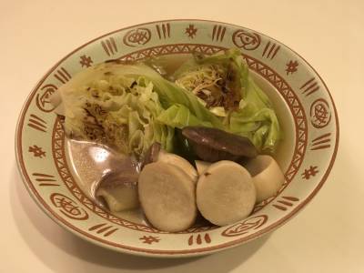 焼きキャベツのスープ煮