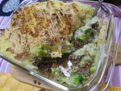 ひき肉とマッシュポテトのグラタン