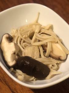 きのこのだしびたし