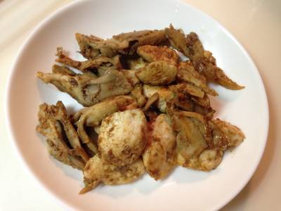 ささ身とまいたけのごまマヨ炒め