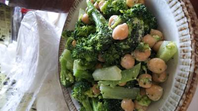 三色豆とブロッコリーのマヨサラダ