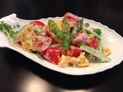 いり卵のサラダ