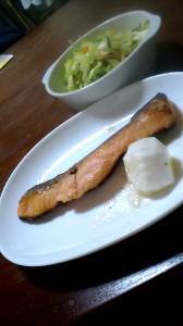 さけの和風ムニエル 菊花かぶ添え