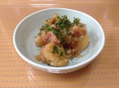 じゃがいもとベーコンの煮ころがし