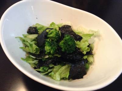 のりとレタスのサラダ
