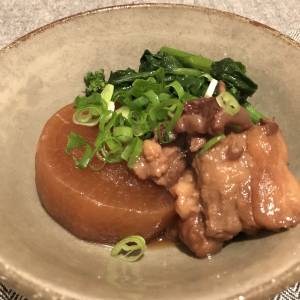 牛すじの煮込み