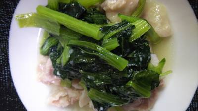 小松菜と豚こまの煮物