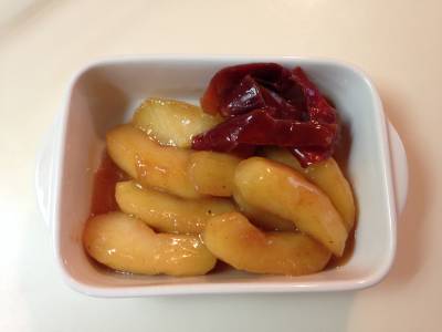 りんごのキャラメル煮