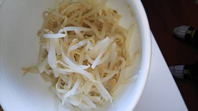 ゆでもやしのナムル