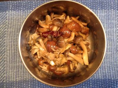 きのこの弱火ソテー