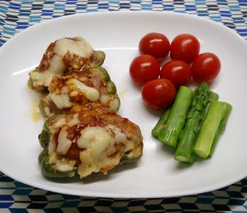 ピーマンの肉詰め