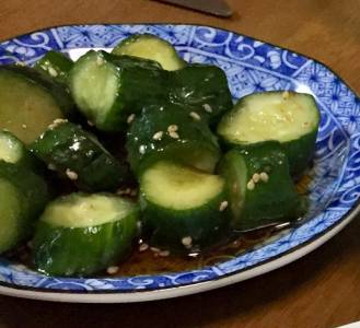 きゅうりサラダ