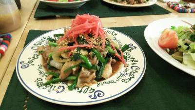 新たまねぎのスタミナ炒め