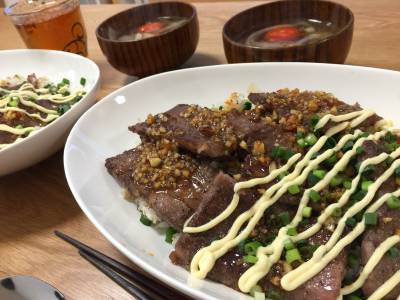 パワフル香味焼き牛丼