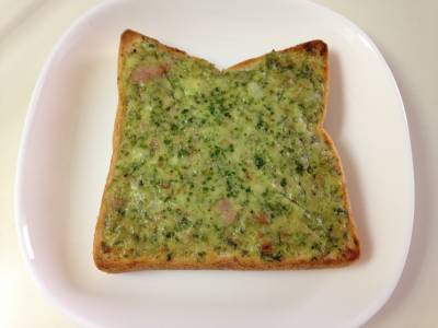 ソーセージオニオンディップトースト