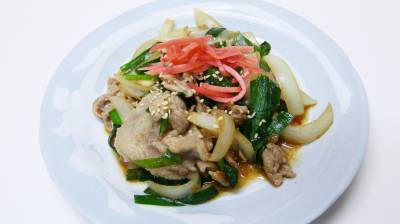 新たまねぎのスタミナ炒め