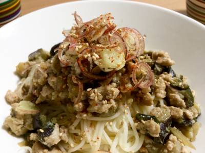 なすそぼろそうめん