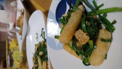 長芋とにらの炒め物