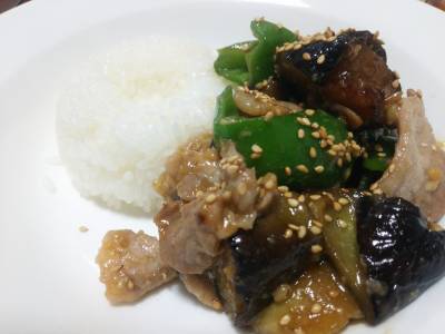 なすと豚肉のしぎ焼き