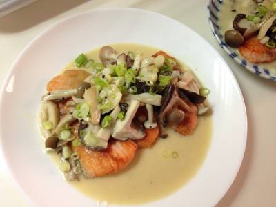 生ざけのソテーきのこクリームソース