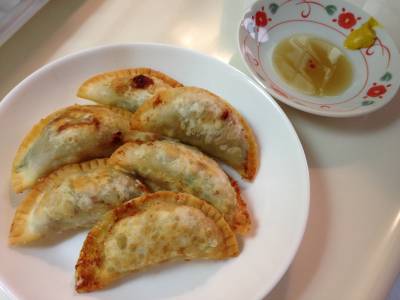 納豆とチーズの包み揚げ