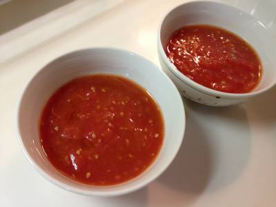 トマトと塩こうじの冷製スープ