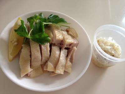 ゆで鶏のたまねぎ塩だれ