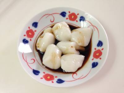 白玉だんごの黒みつ風