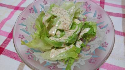 ちぎりレタスのヨーグルトサラダ