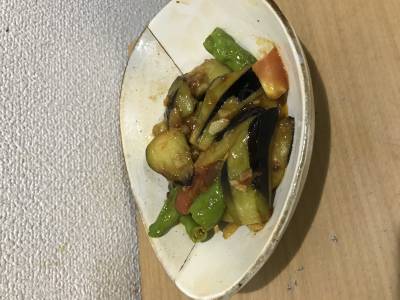 揚げなすとトマトの辛み炒め