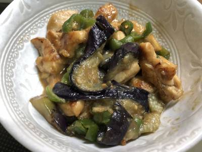 鶏肉となすのスタミナ炒め