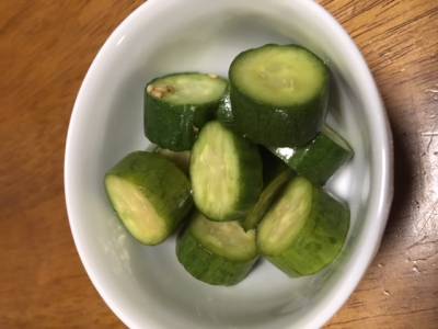 きゅうりサラダ