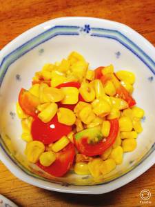 コーンとミニトマトのバター炒め