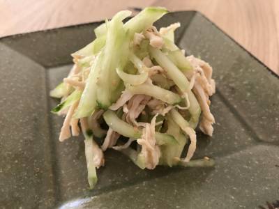 きゅうりのごま油あえ