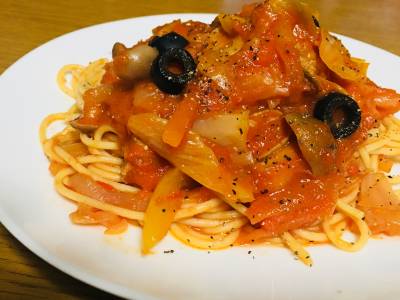 トマトとチキンの煮込み