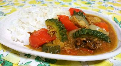 ゴーヤーとトマトのサラサラカレー
