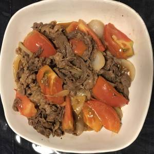 トマトと牛肉のオイスターソース炒め