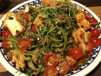 豆苗とトマトの夏マーボー